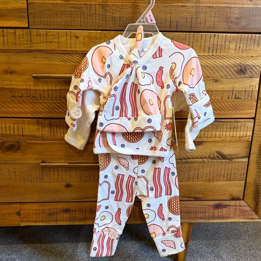 NWT Monica + Andy Cream Baby Bodysuit Set